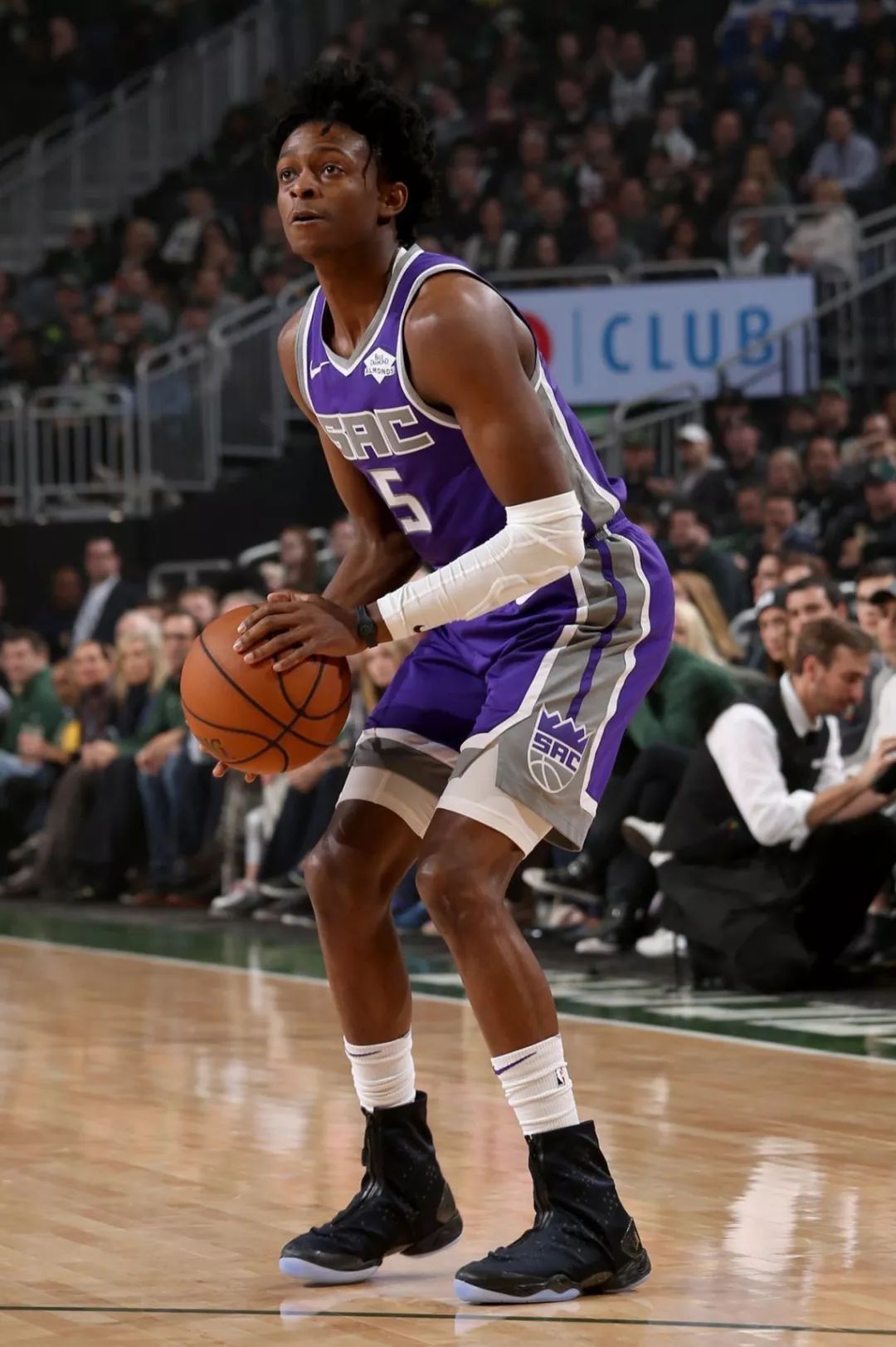 展现了顽强 展现了顽强