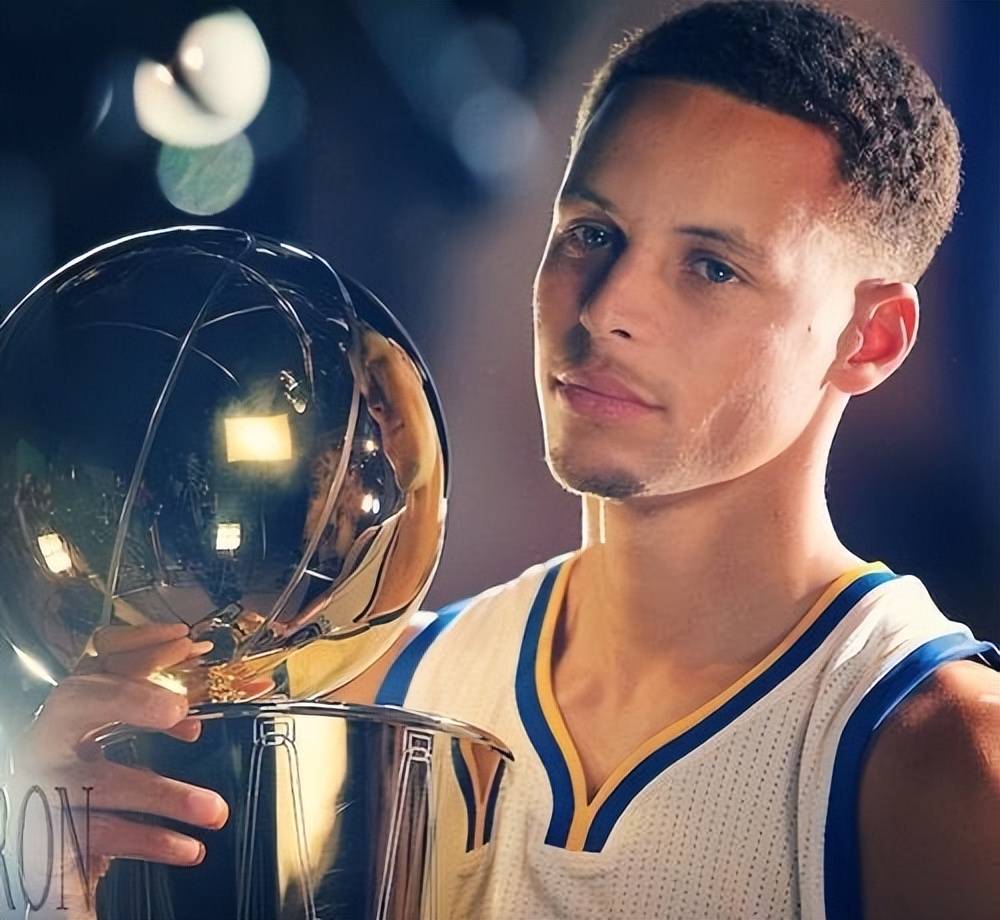 后卫排名中 后卫排名中