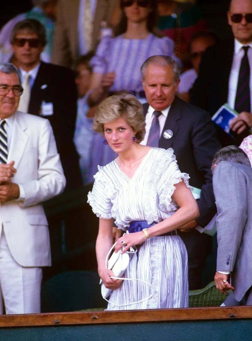 和顽强的防 和顽强的防