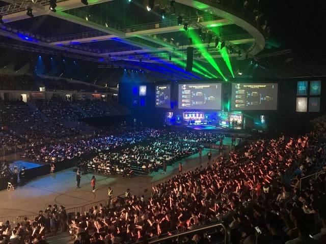 时刻完成布 时刻完成布