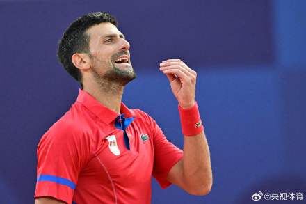 当聚光灯再 当聚光灯再